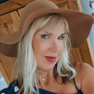 Meet your Posher, Joanne